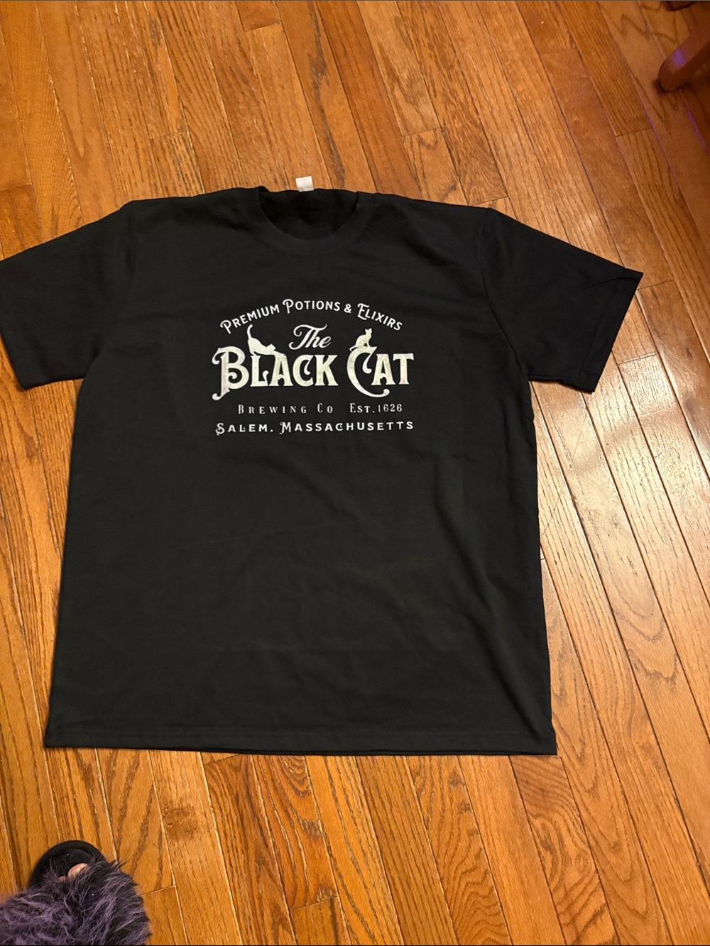 Graphic Tee - Black